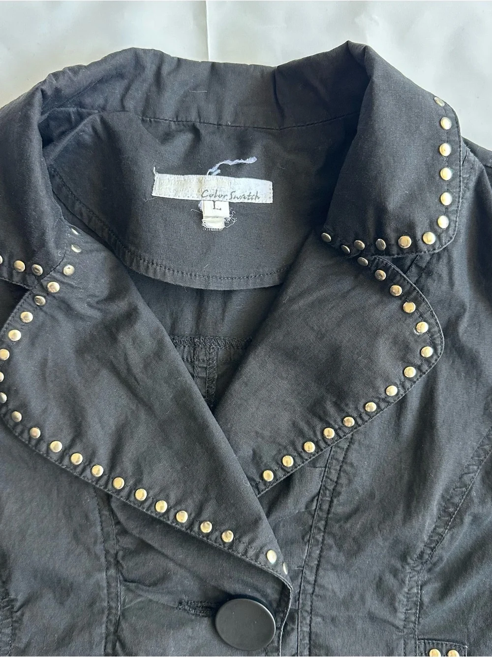 Color Swatch black cropped short sleeve jacket, size large